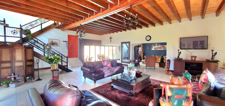 4 Bedroom Property for Sale in Strelitzia Park Eastern Cape